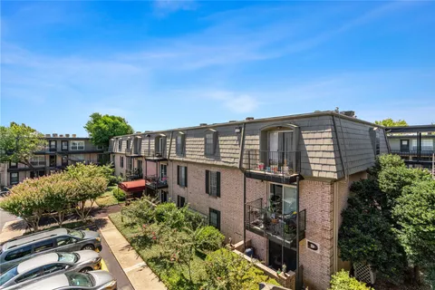 $250,000 | 2425 Ashdale Drive, Unit 92, Austin, TX 78757