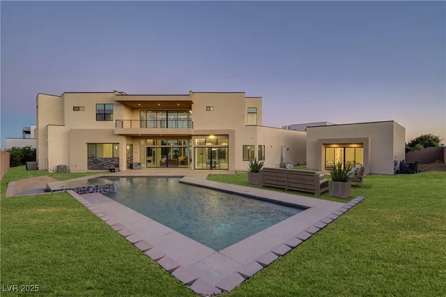 $2,999,900 | 9780 Solar Avenue, Las Vegas, NV 89149