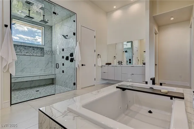 $2,999,900 | 9780 Solar Avenue, Las Vegas, NV 89149