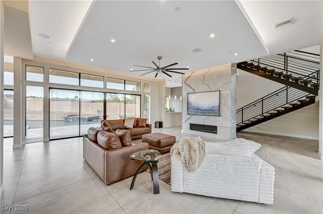 $2,999,900 | 9780 Solar Avenue, Las Vegas, NV 89149