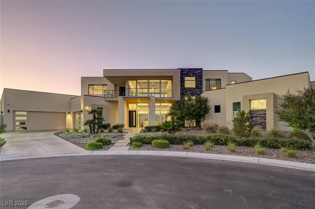$2,999,900 | 9780 Solar Avenue, Las Vegas, NV 89149