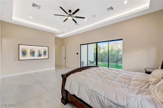 $2,999,900 | 9780 Solar Avenue, Las Vegas, NV 89149