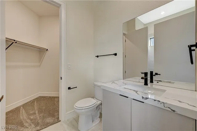 $2,999,900 | 9780 Solar Avenue, Las Vegas, NV 89149