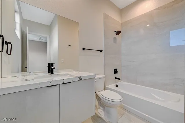 $2,999,900 | 9780 Solar Avenue, Las Vegas, NV 89149