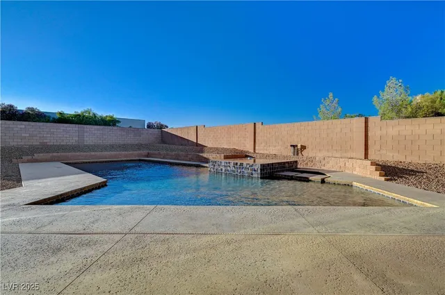 $2,999,900 | 9780 Solar Avenue, Las Vegas, NV 89149