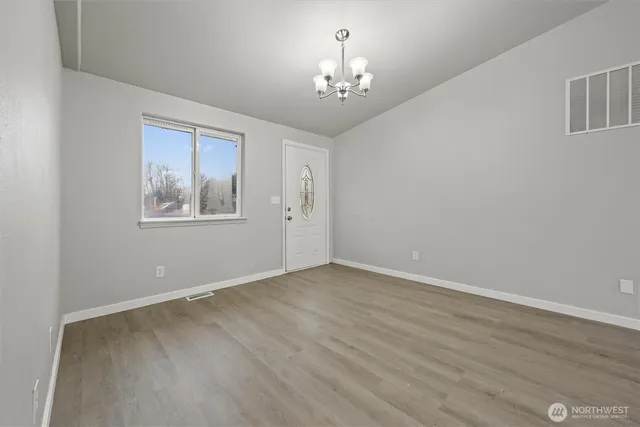 $354,900 | 445 East Rainier Street, Othello, WA 99344