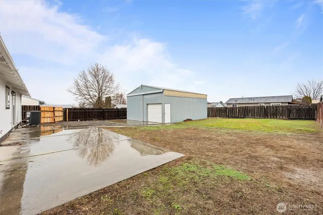 $354,900 | 445 East Rainier Street, Othello, WA 99344