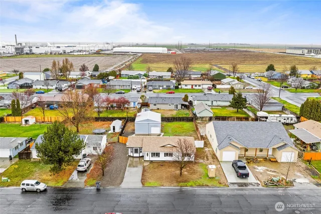 $354,900 | 445 East Rainier Street, Othello, WA 99344