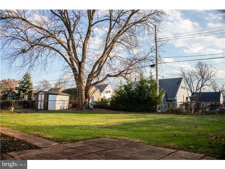 2831 Narcissus Road Philadelphia, PA 19154 - Photo 25 of 25 Back Yard