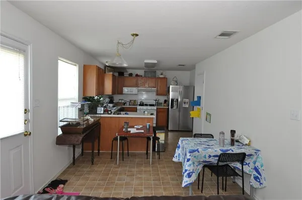 $1,800 | 121 Pheasant Trail, Bastrop, TX 78602