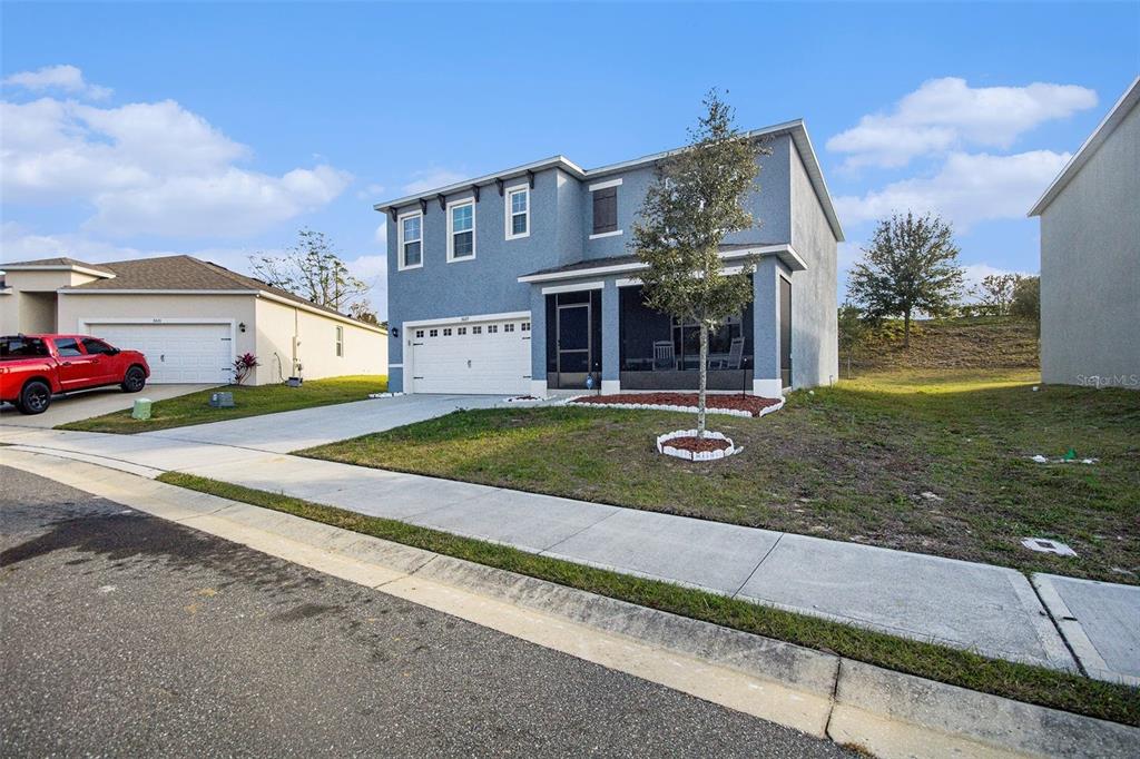 3027 Beau Loop Tavares, FL 32778 - Photo 3 of 30