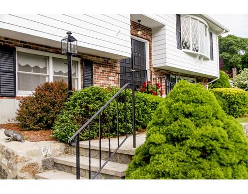55 Dean Road Milton, MA 02186 - Photo 4 of 19 Gallery Image 4