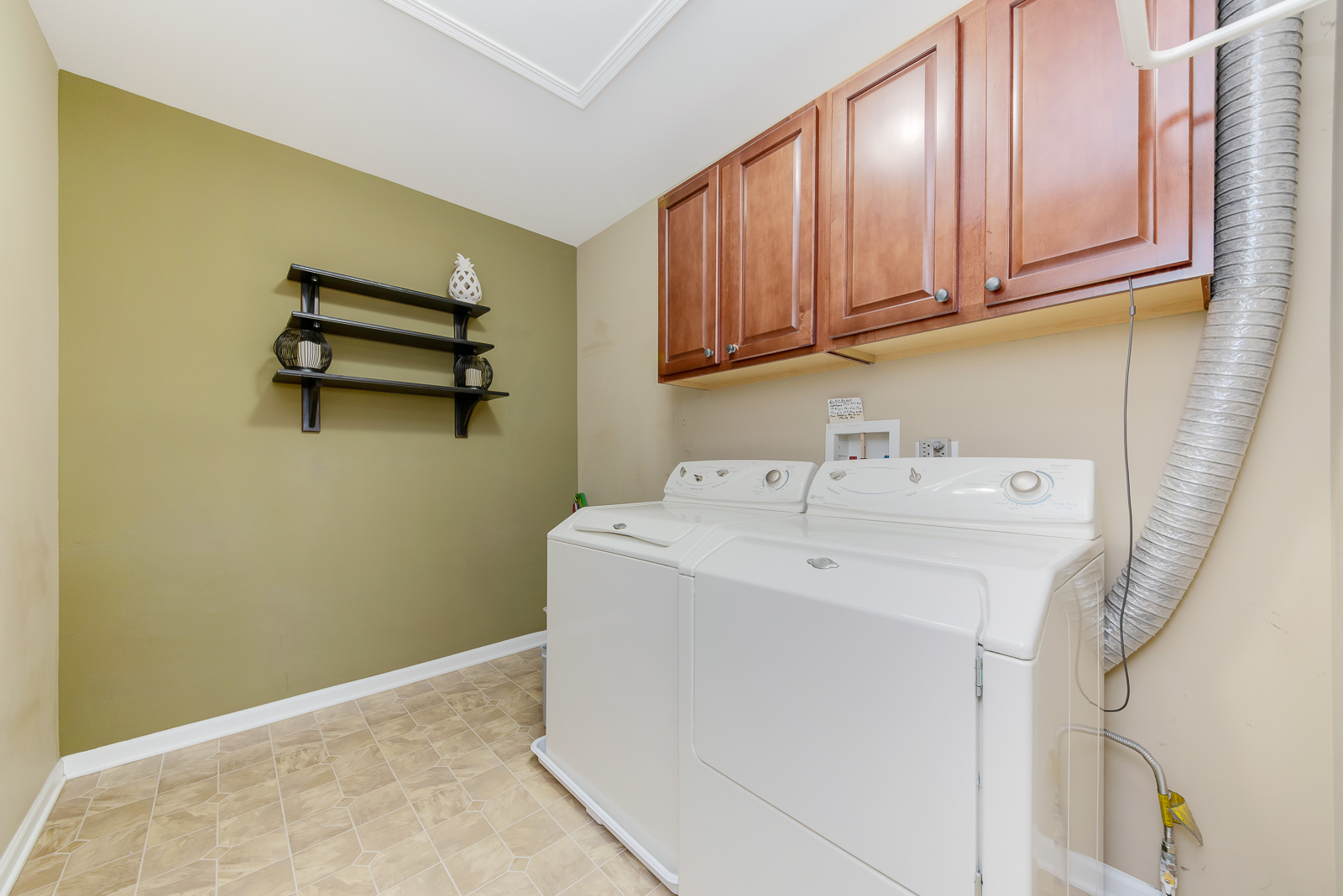 1975 West Cobblestone Road Romeoville, IL 60446 - Photo 11 of 20
