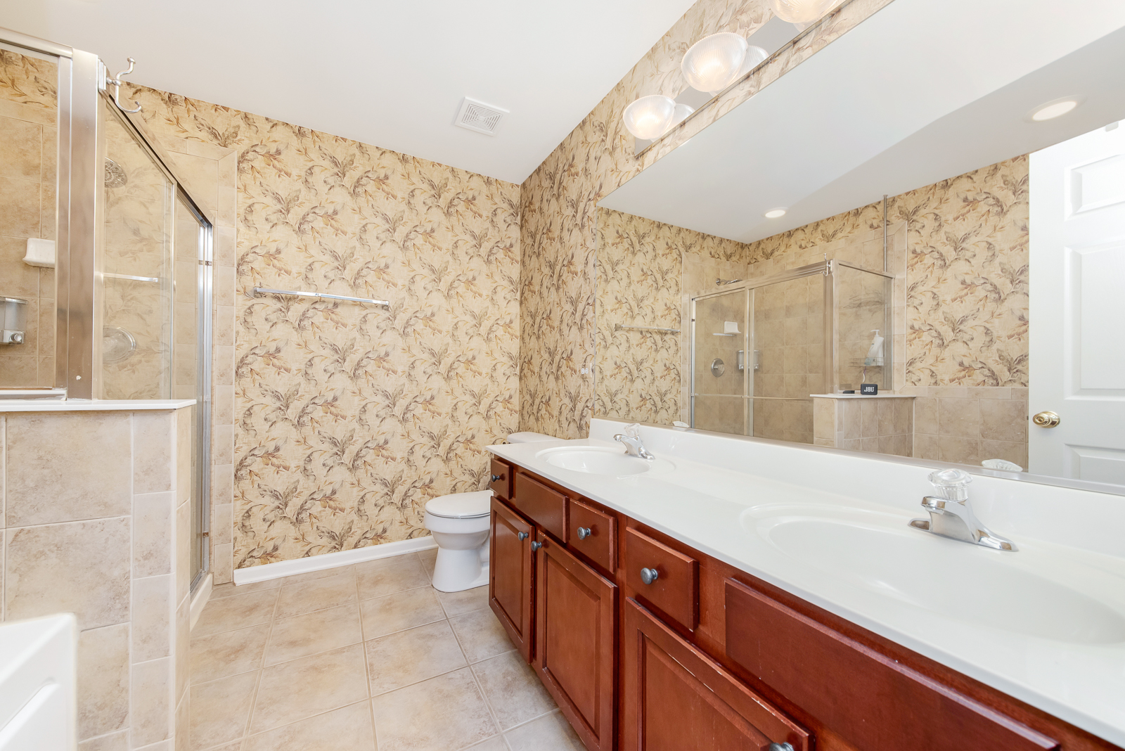 1975 West Cobblestone Road Romeoville, IL 60446 - Photo 13 of 20