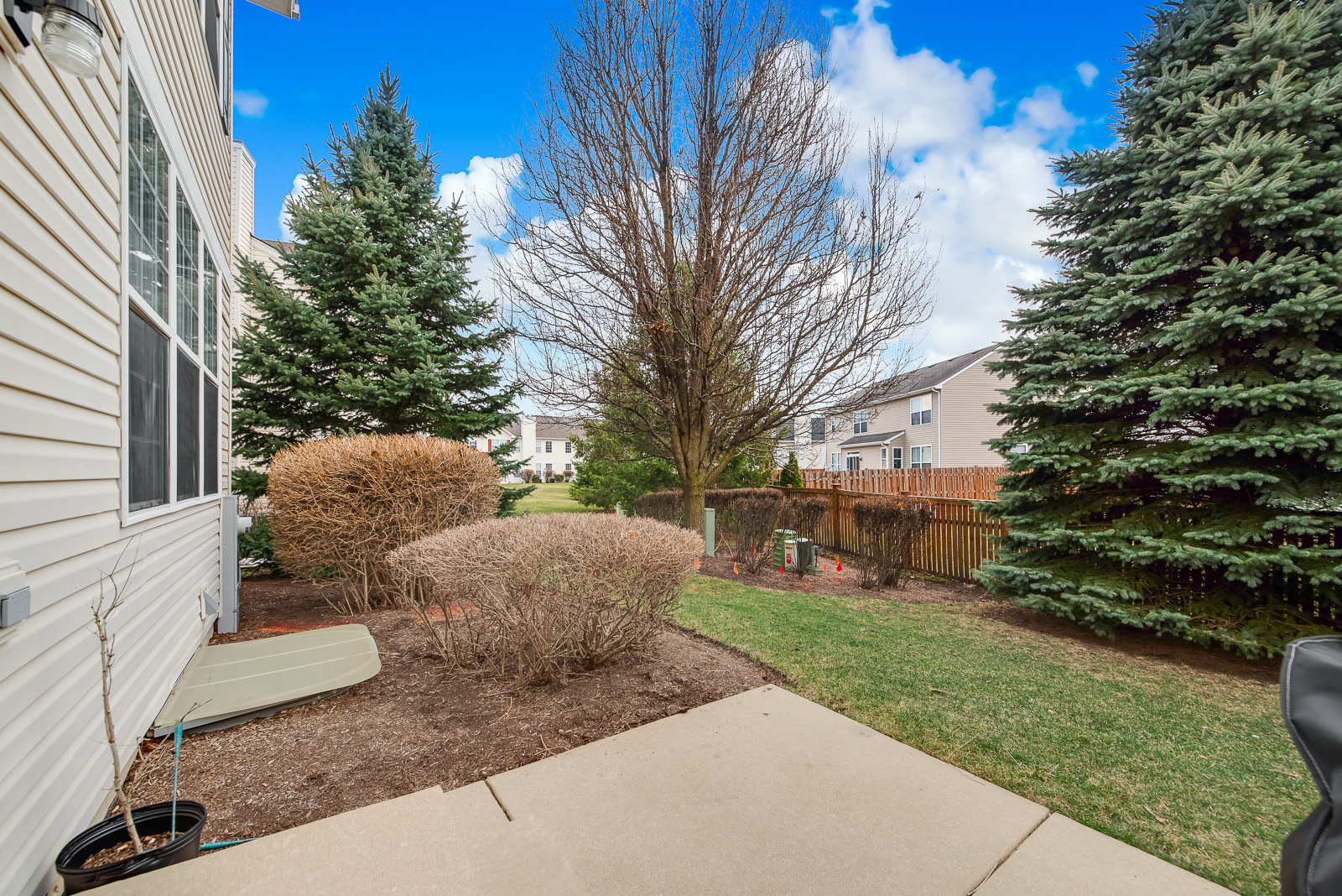 1975 West Cobblestone Road Romeoville, IL 60446 - Photo 19 of 20