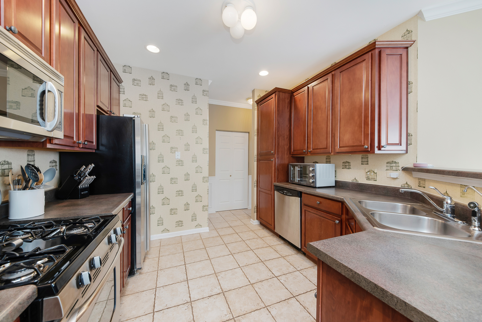 1975 West Cobblestone Road Romeoville, IL 60446 - Photo 7 of 20