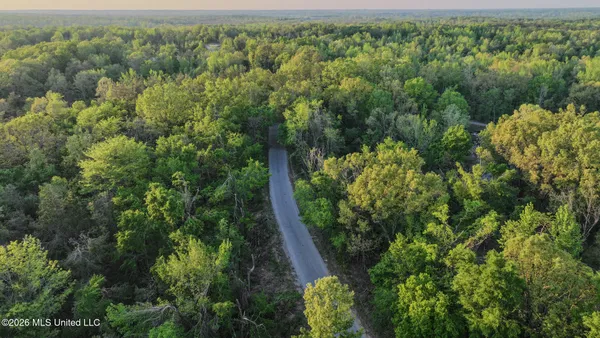 $144,000 | Dees Rd Road, Enid, MS 38927