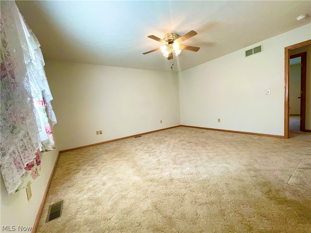 2584 Lake Washington Road Washington, WV 26181 - Photo 18 of 33 https://neohrex.mlsmatrix.com/Matrix/MediaManager/ShowImage.aspx?tbl=9&mtid=1&tmui=73564802&mf=P7356543219909980-071f-43fb-ac33-0981c5f9abd2U-1&w=133&h=100&q=99&md=2022-10-16%2019:50:01.323