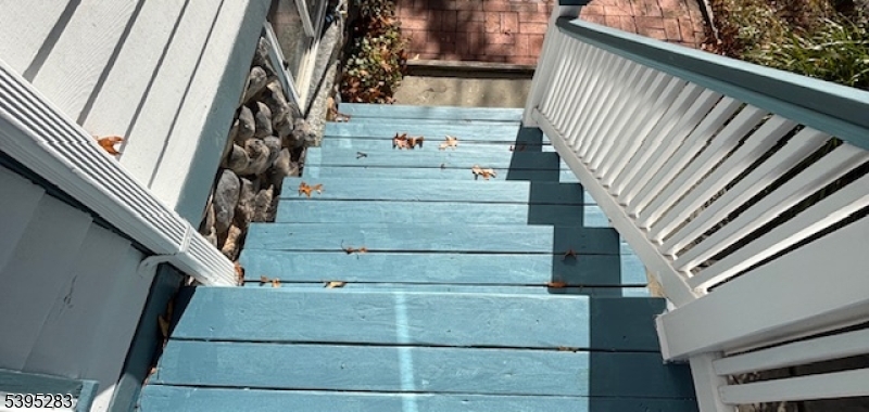 252 Highwood Avenue Ridgewood, NJ 07450 - Photo 19 of 20 a view of entryway