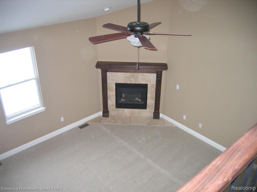 4582 Clifford Road Brighton, MI 48116 - Photo 6 of 34 4.2