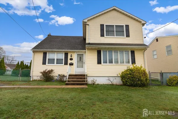 $509,900 | 1 Zoar Street, Fords, NJ 08863