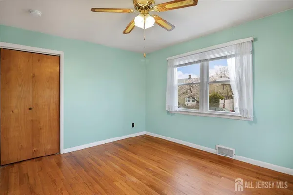 $509,900 | 1 Zoar Street, Fords, NJ 08863