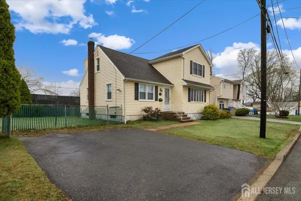 $509,900 | 1 Zoar Street, Fords, NJ 08863
