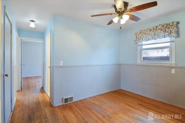 $509,900 | 1 Zoar Street, Fords, NJ 08863