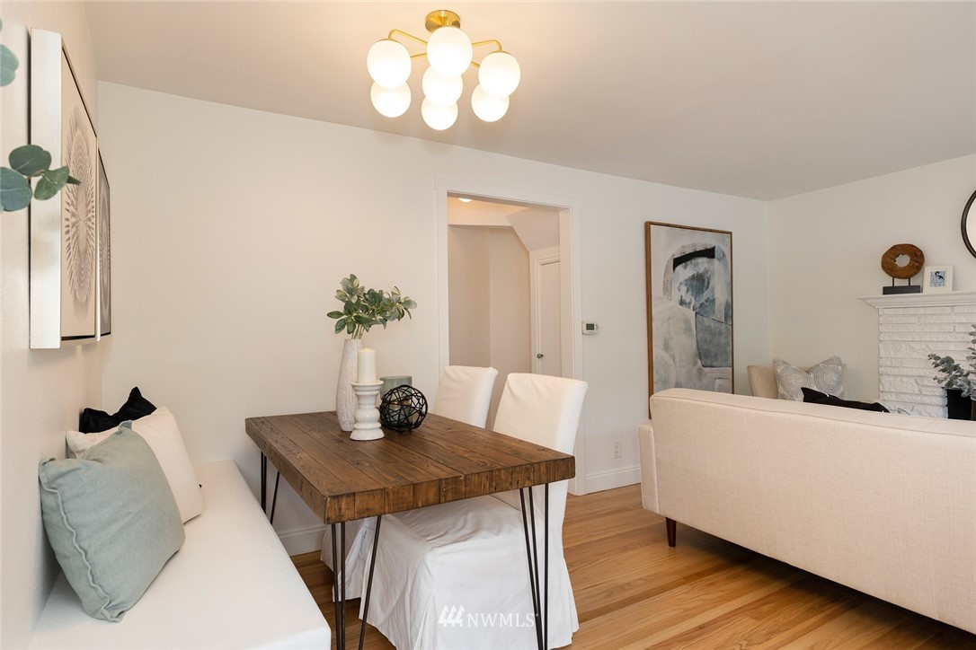 2409 30th Avenue West Seattle, WA 98199 - Photo 8 of 38