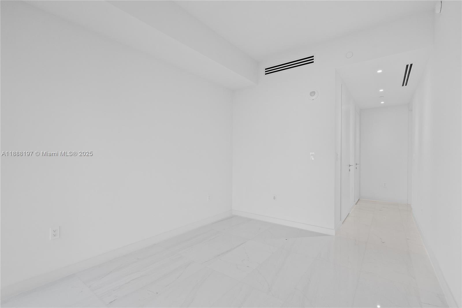 300 Biscayne Blvd Way, Unit 1103 Miami, FL 33131 - Photo 24 of 47 a view of an empty room