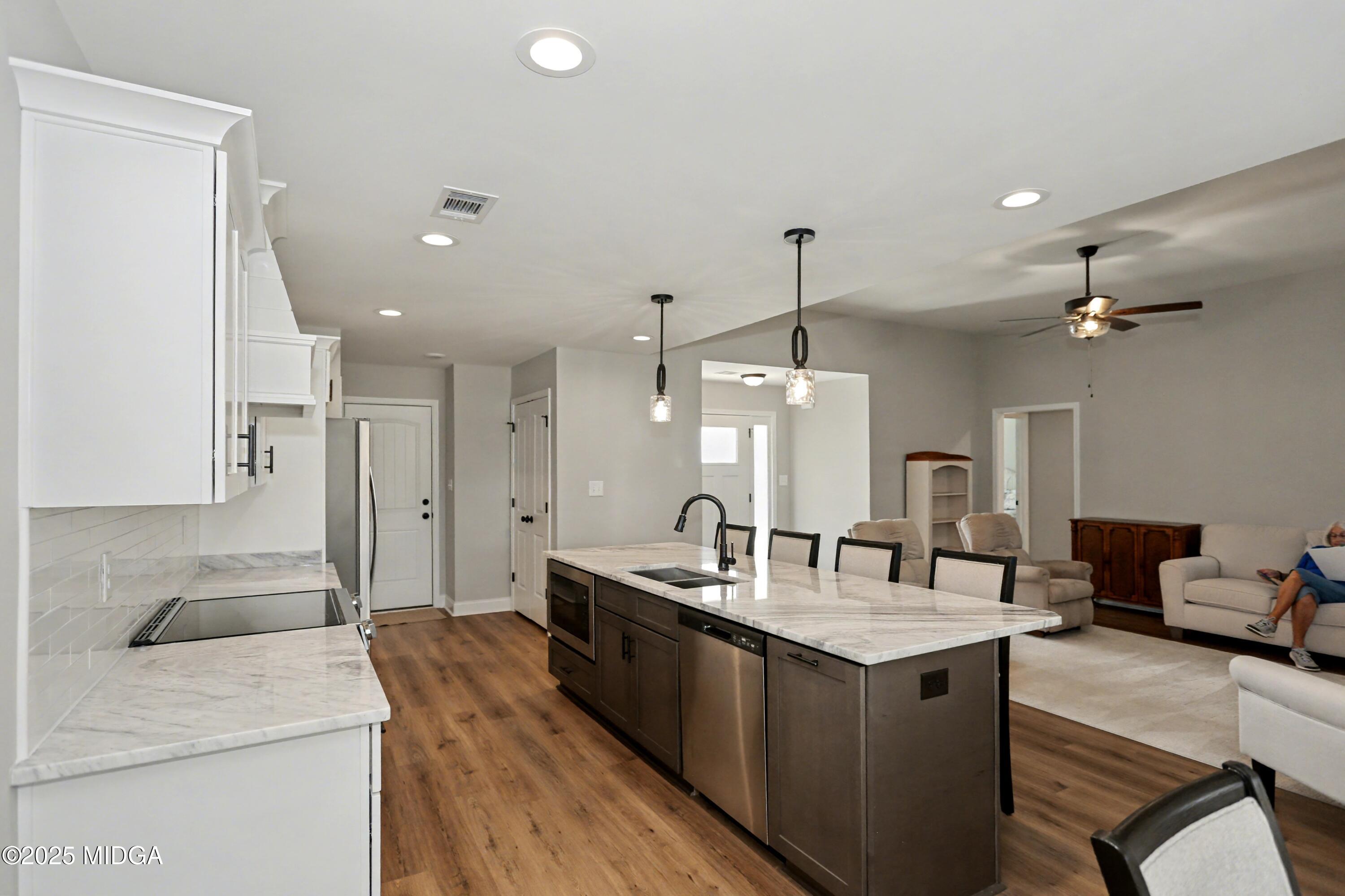 219 Overton Drive Perry, GA 31069 - Photo 11 of 56 9_1