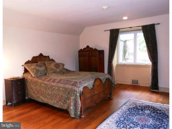 7812 Conwell Road Glenside, PA 19038 - Photo 16 of 24 Gallery Image 16