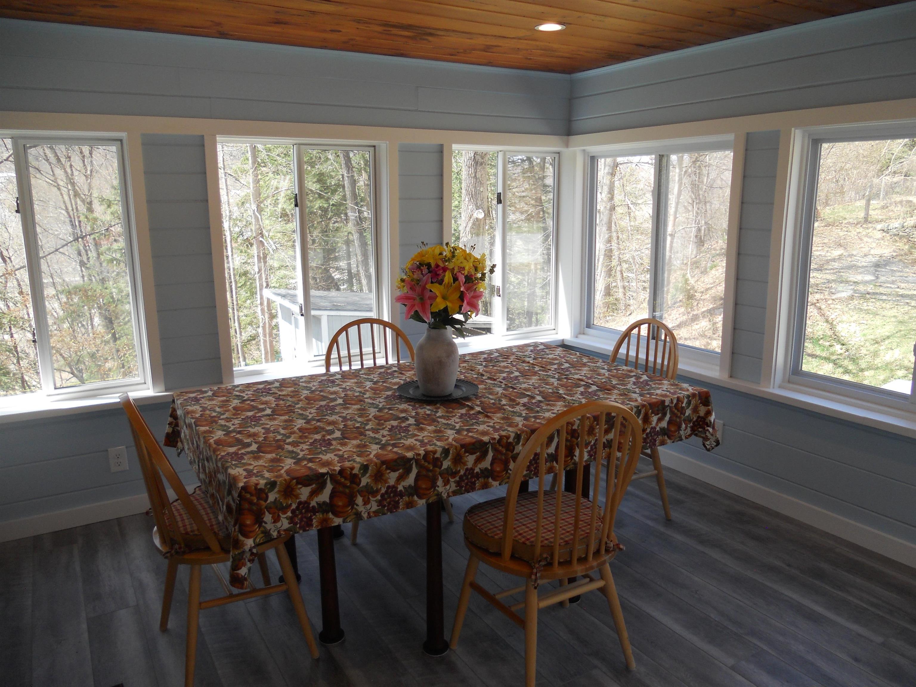 123 Commonwealth Avenue Springfield, VT 05156 - Photo 12 of 39