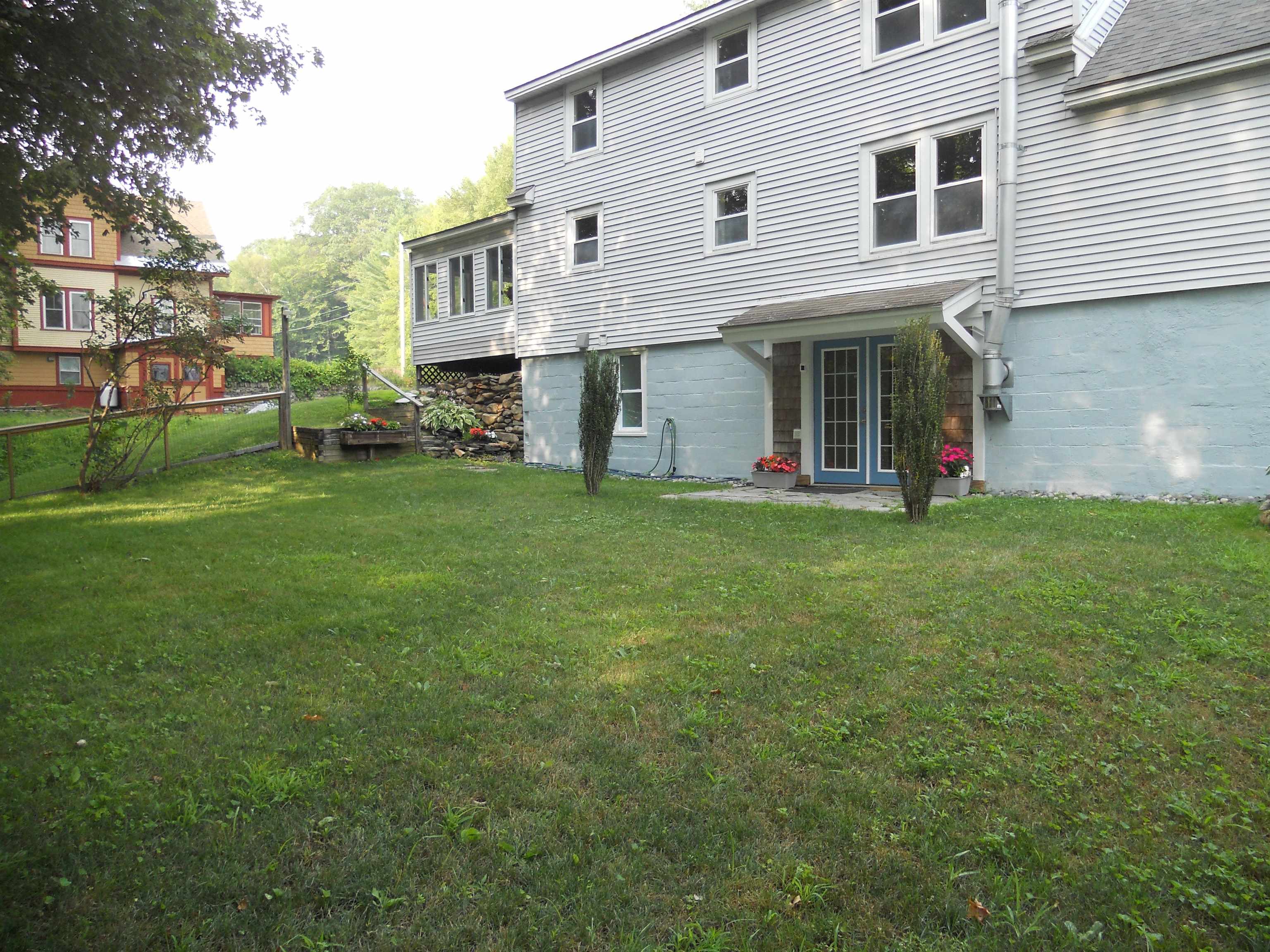 123 Commonwealth Avenue Springfield, VT 05156 - Photo 36 of 39