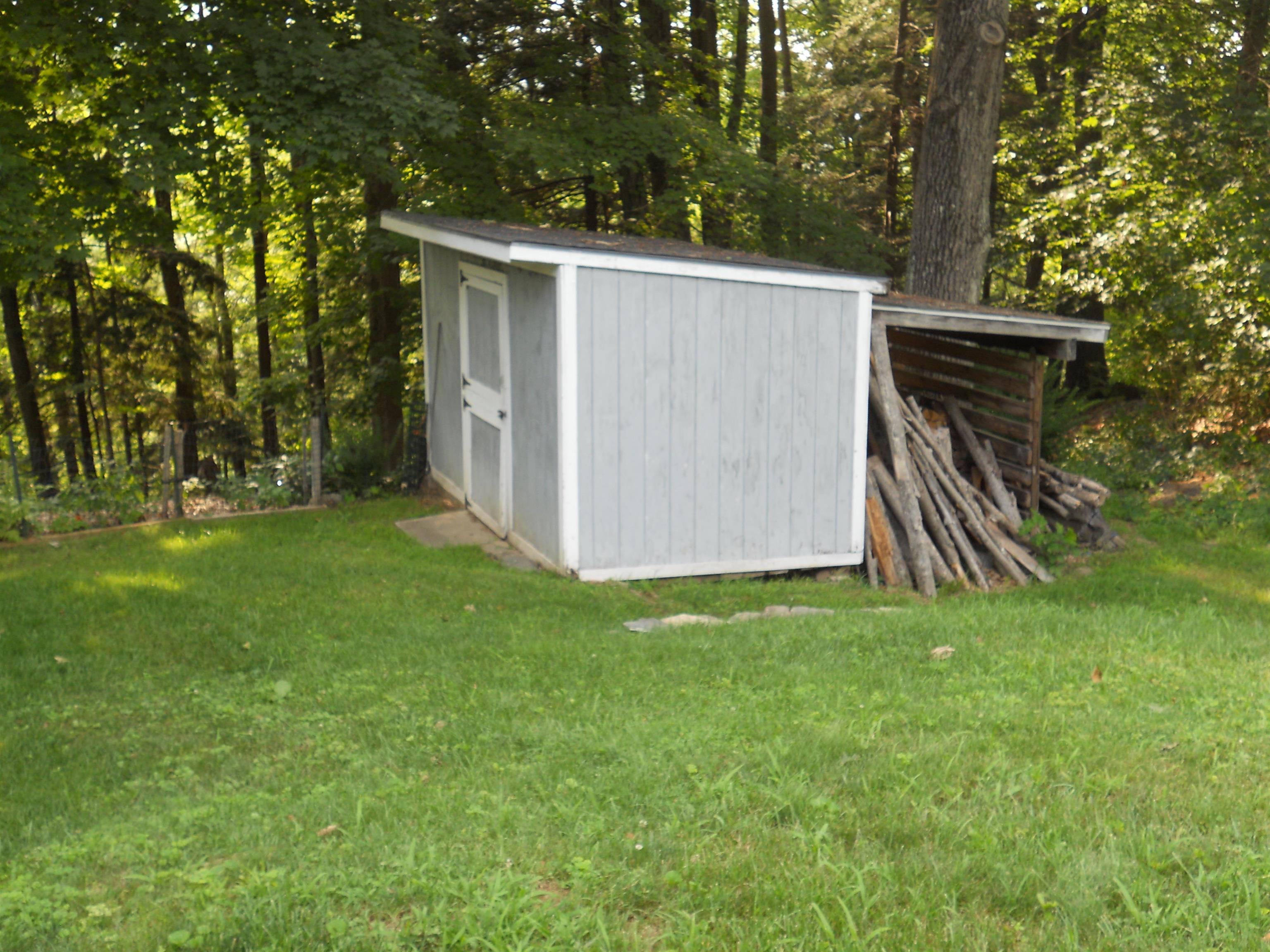 123 Commonwealth Avenue Springfield, VT 05156 - Photo 38 of 39