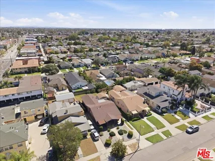 $755,000 | 5414 8th Avenue, Los Angeles, CA 90043