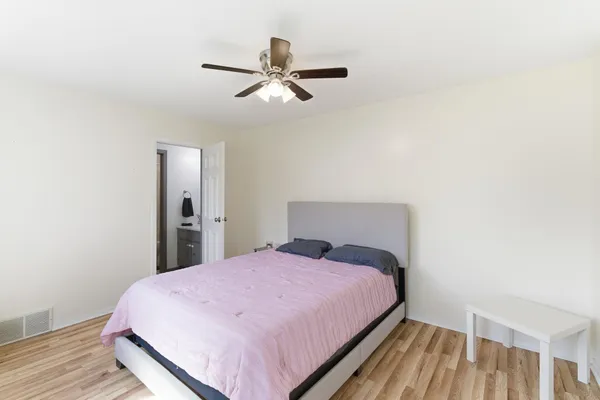 $169,000 | 916 Armstrong Boulevard North, St. James, MN 56081