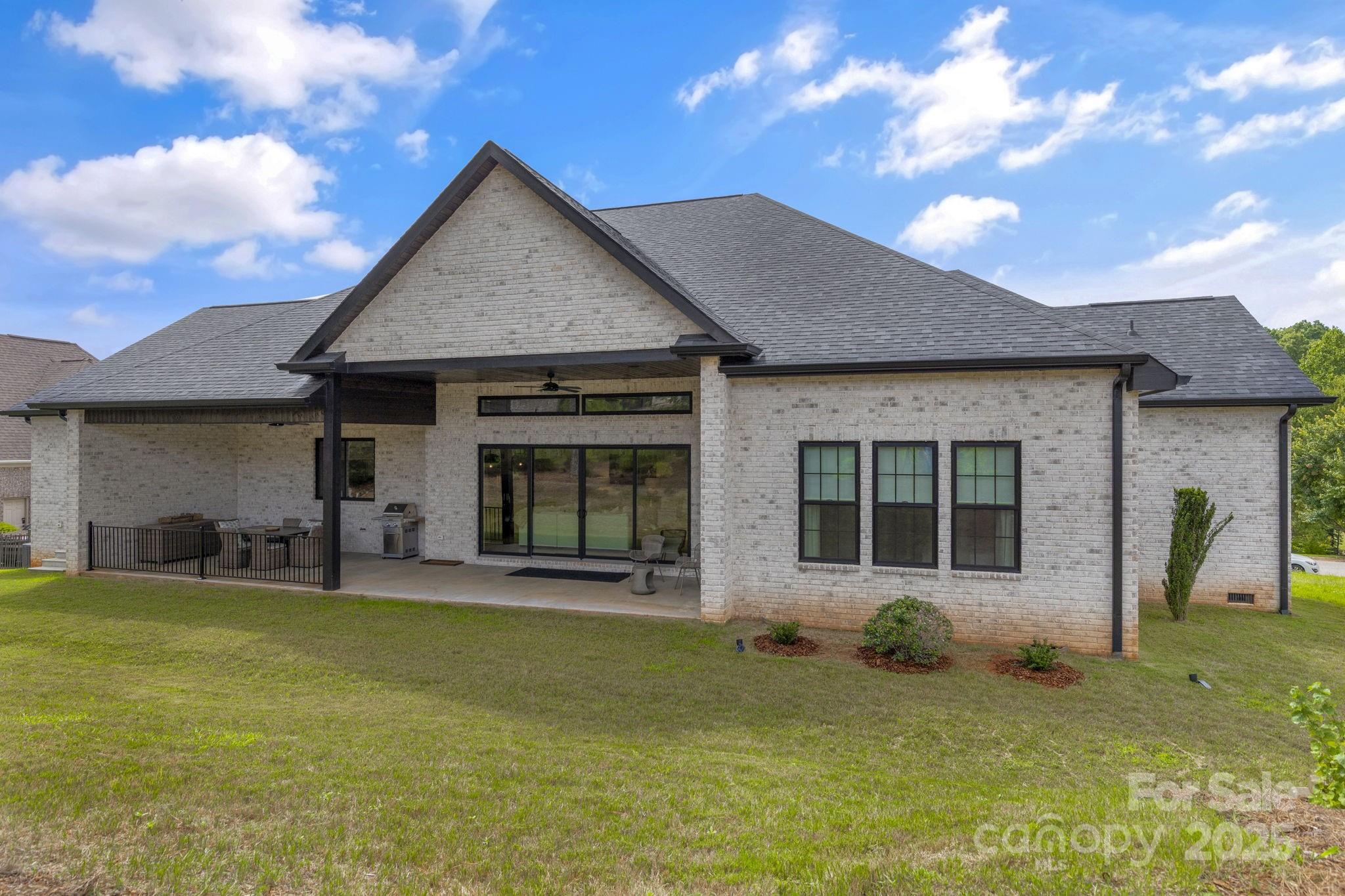 416 World Tour Drive Inman, SC 29349 - Photo 33 of 45 a front view of a house with a yard