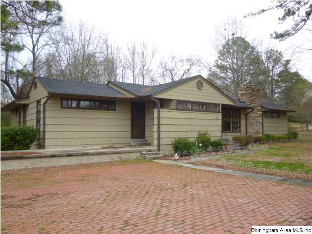206 Butler Street Columbiana, AL 35051 - Photo 1 of 21