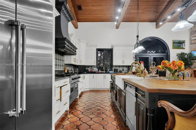 $4,180,000 | 9815 Southwest 114th Street, Miami, FL 33176