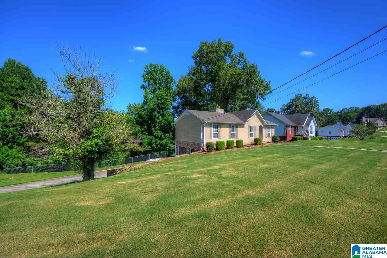 7905 Spring Circle Morris, AL 35116 - Photo 2 of 20