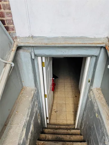 $770,000 | 237-12 92nd Road | Queens Village