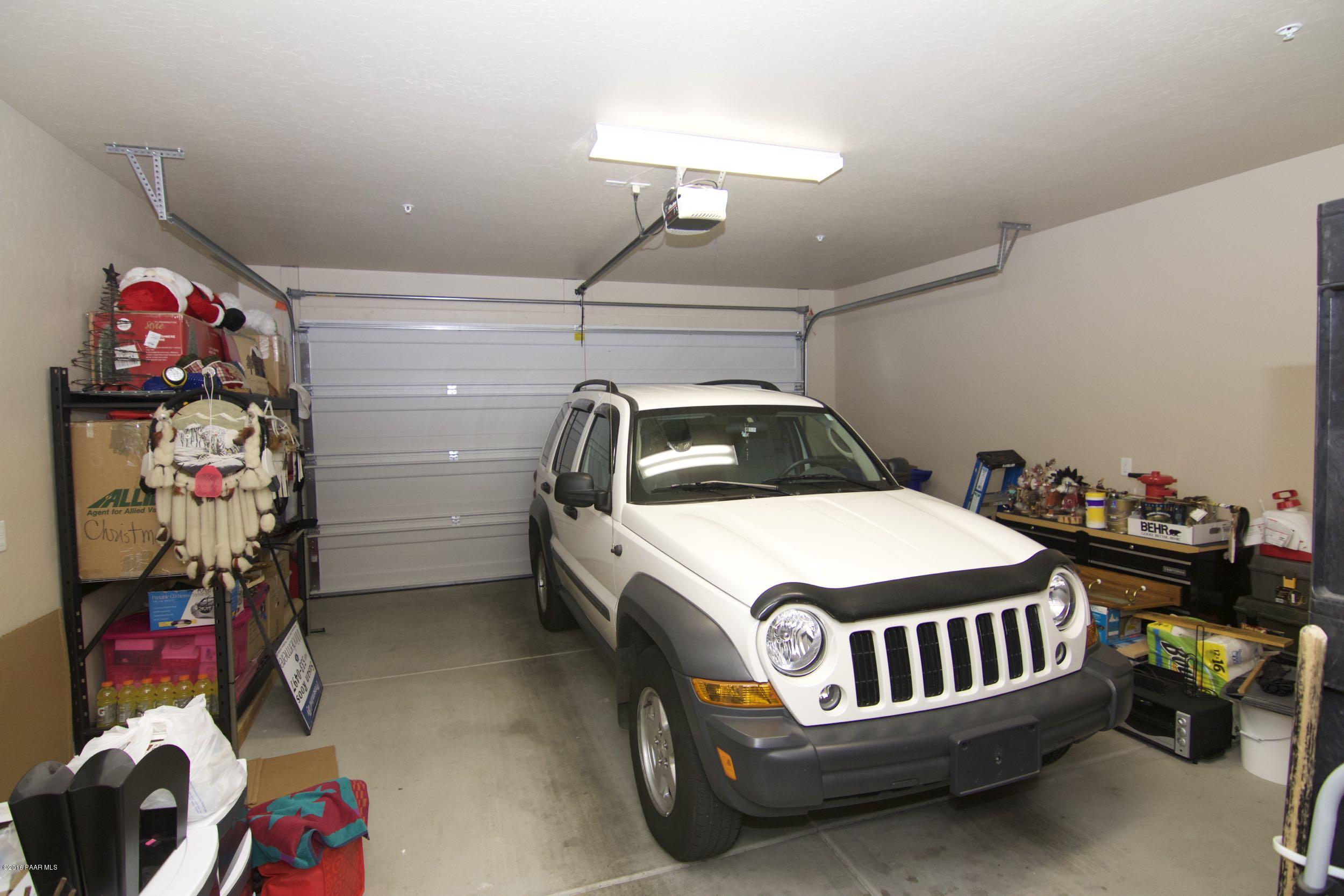 347 Breezy Road Prescott, AZ 86301 - Photo 11 of 28 2 Car Garage