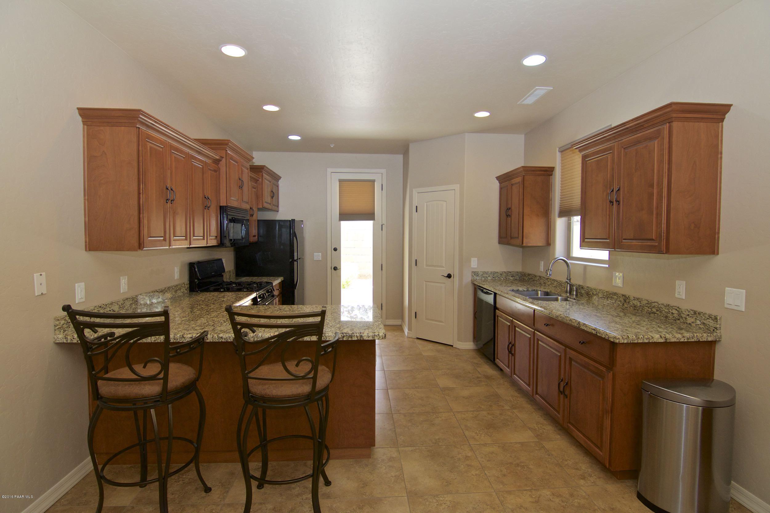 347 Breezy Road Prescott, AZ 86301 - Photo 16 of 28 Kitchen