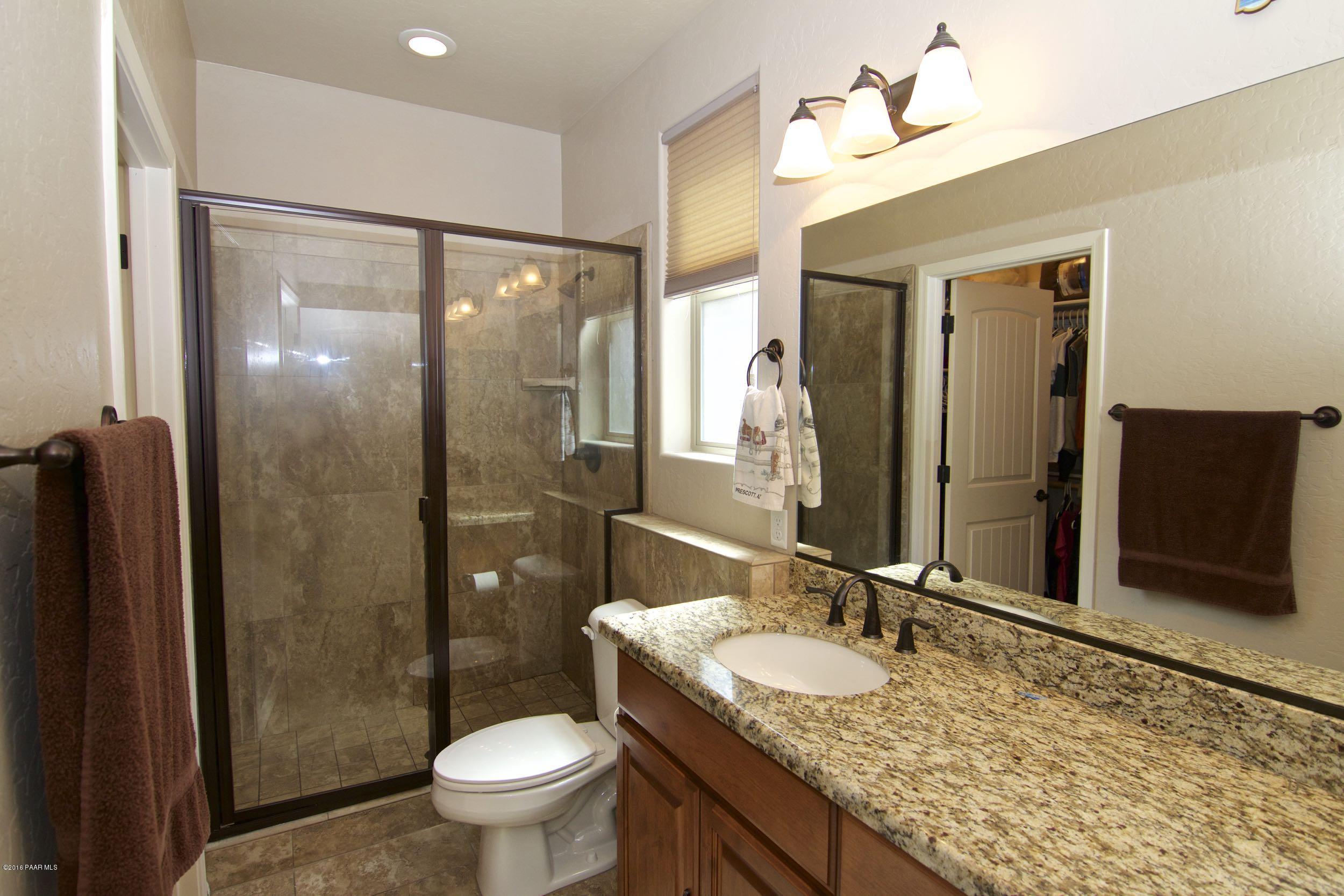 347 Breezy Road Prescott, AZ 86301 - Photo 25 of 28 Master bathroom