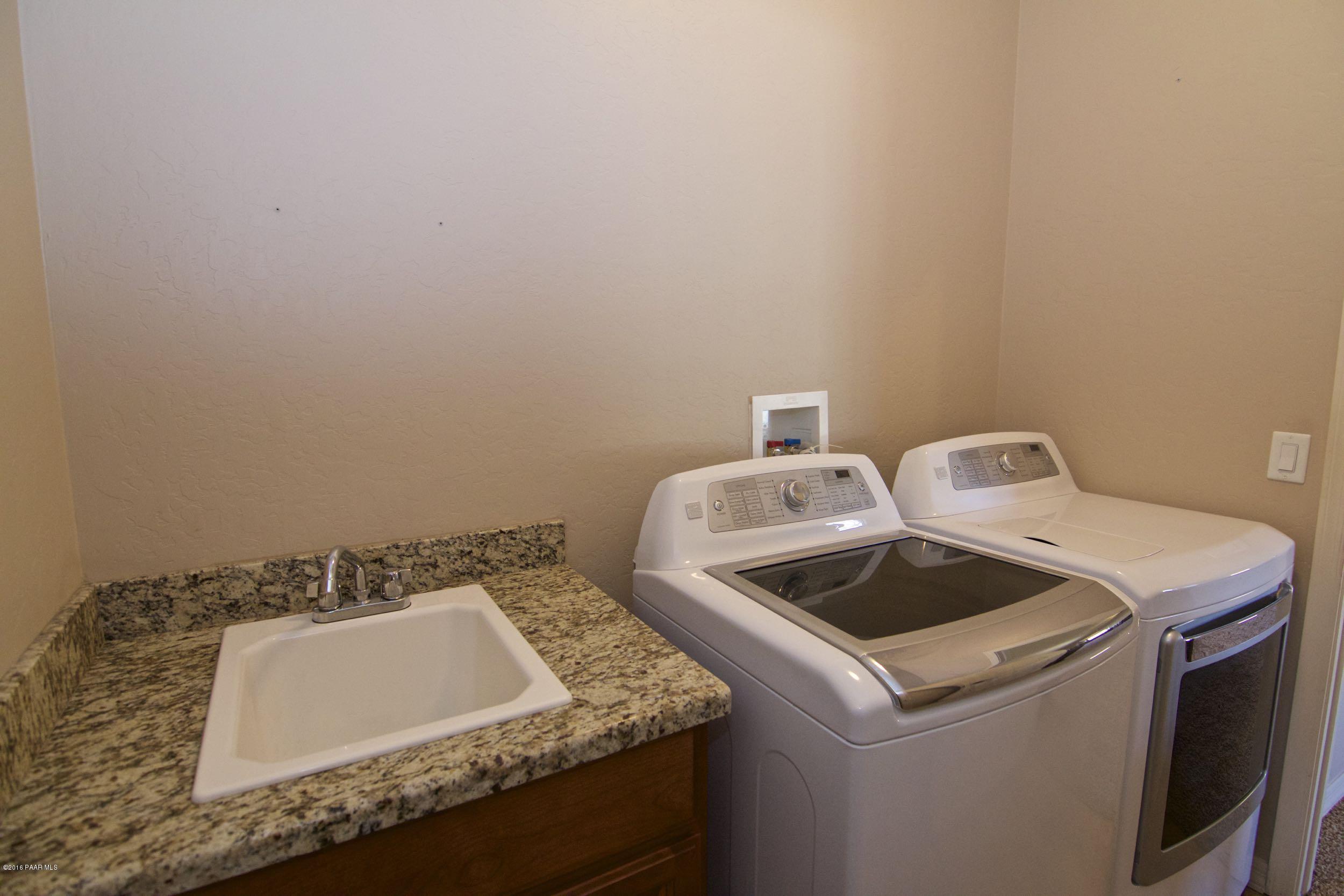 347 Breezy Road Prescott, AZ 86301 - Photo 10 of 28 Laundry and Utility
