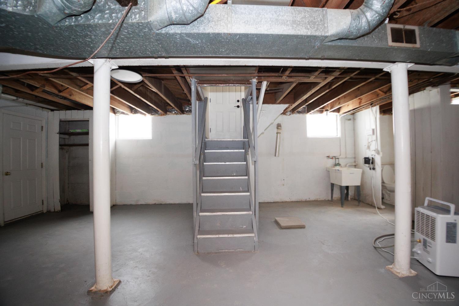 3952 Race Road Cincinnati, OH 45211 - Photo 39 of 41 Gallery Image 39