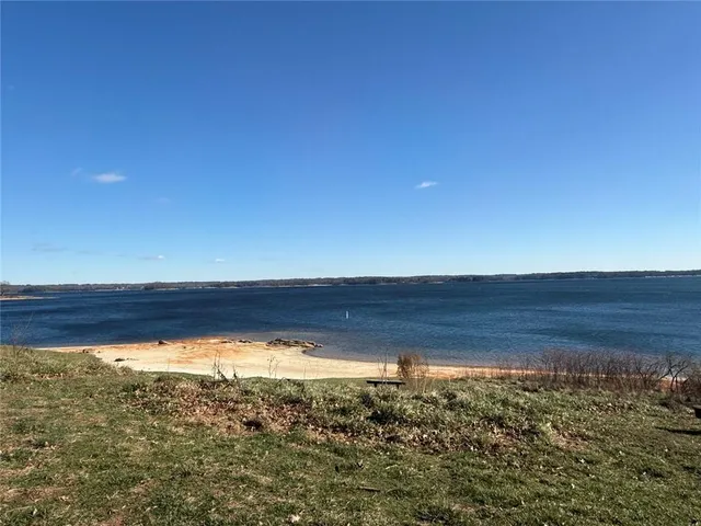 $715,000 | 9240 Holly Wood Drive, Gainesville, GA 30506