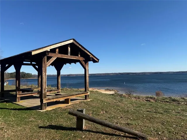 $715,000 | 9240 Holly Wood Drive, Gainesville, GA 30506