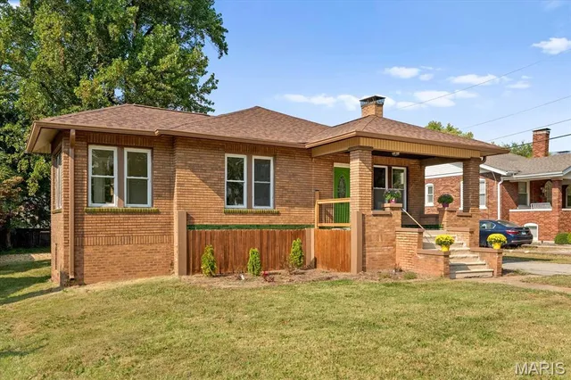 $144,900 | 24 South 95th Street, Belleville, IL 62223